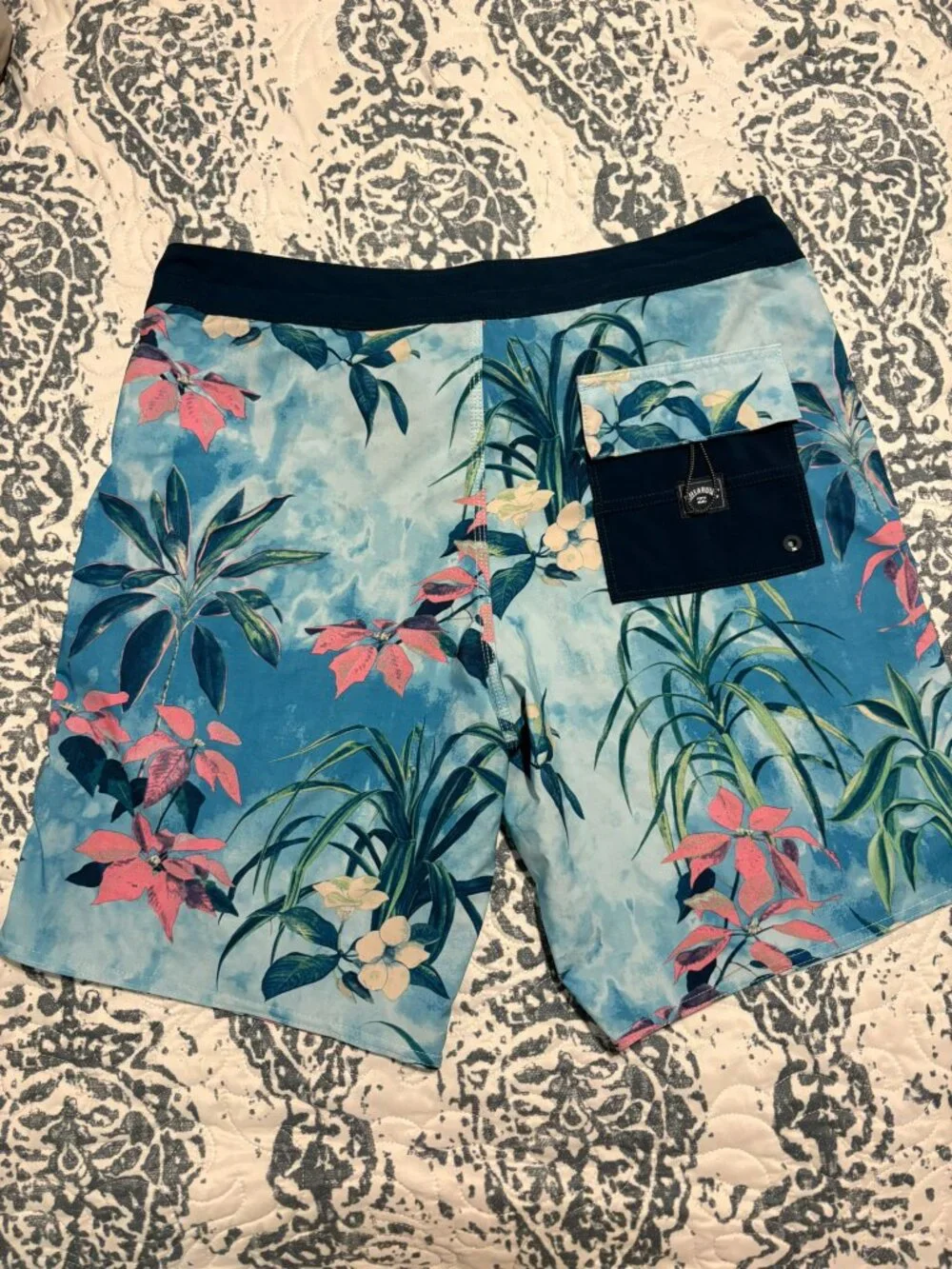 🌸Billabong Sundays Pro Tropical Floral Boardshorts Swim Trunks - Size 32🌸
